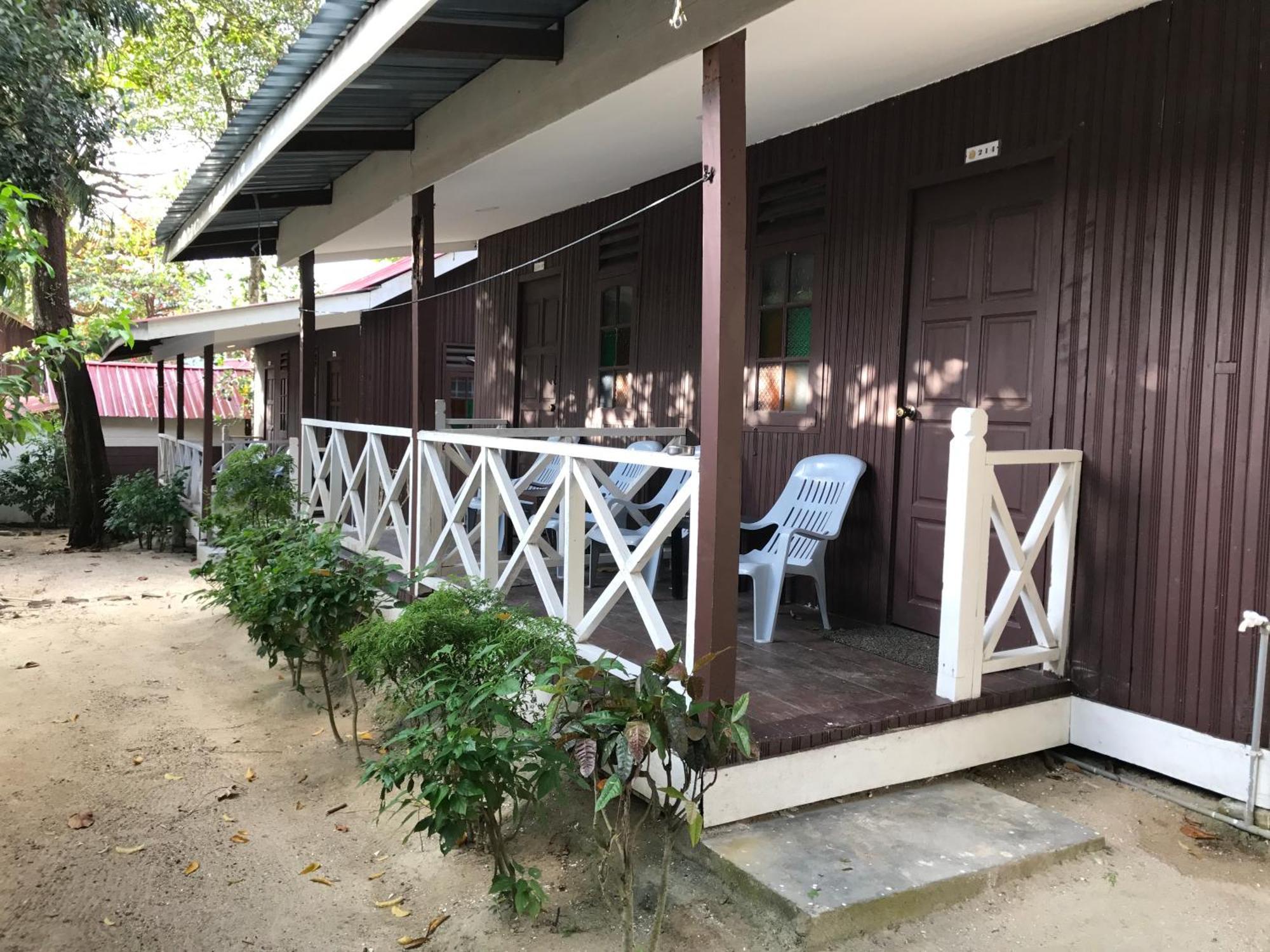 Chalet The Barat Perhentian *