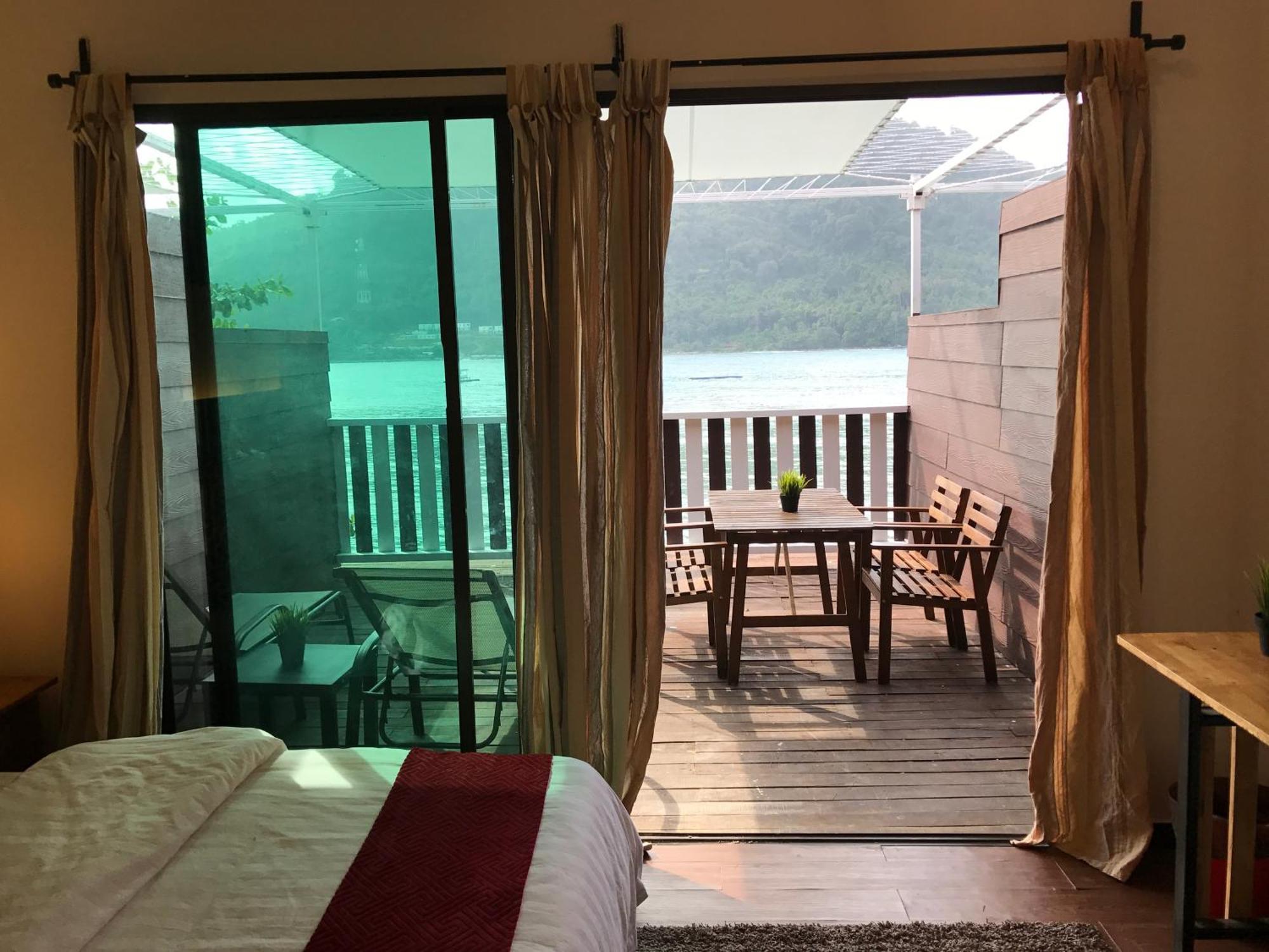 The Barat Perhentian Chalet Kampong Pasir Hantu