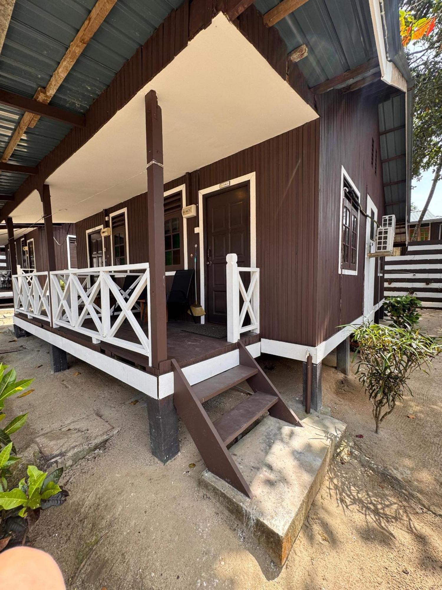 The Barat Perhentian Chalet *